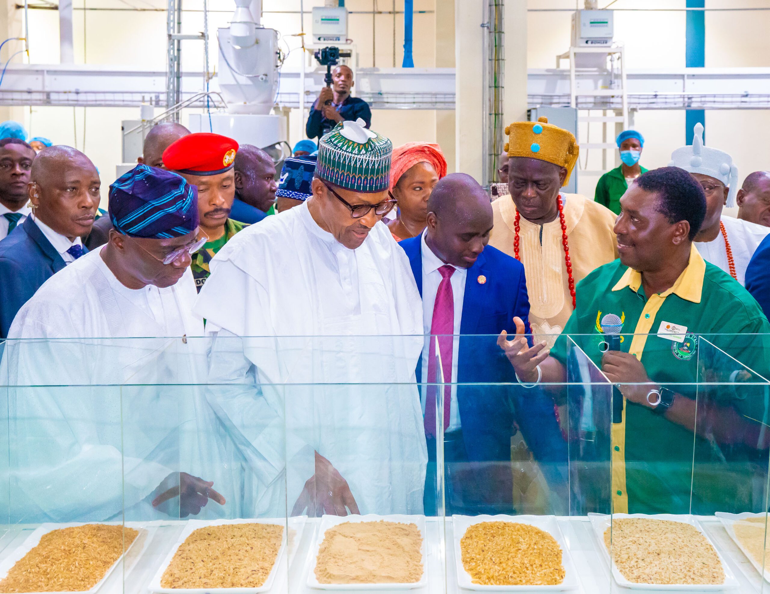 PIX 1115 – Encomium